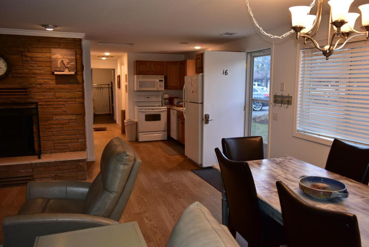 Sunrise Beach Oscoda @ Surfside Exterior photo
